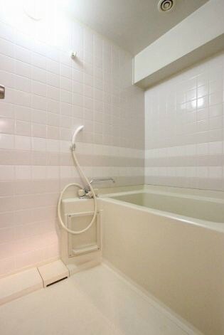 スカイヒルズ出汐の物件内観写真