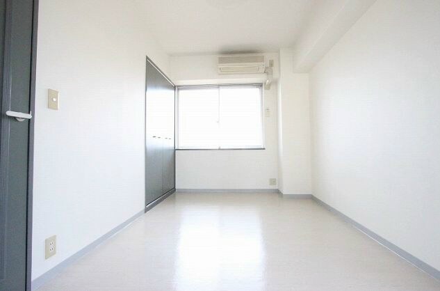 スカイヒルズ出汐の物件内観写真