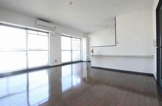 スカイヒルズ出汐の物件内観写真