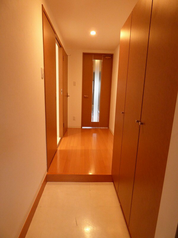 グラビスコート上幟町の物件内観写真