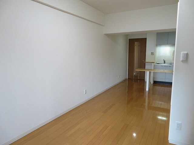 グラビスコート上幟町の物件内観写真