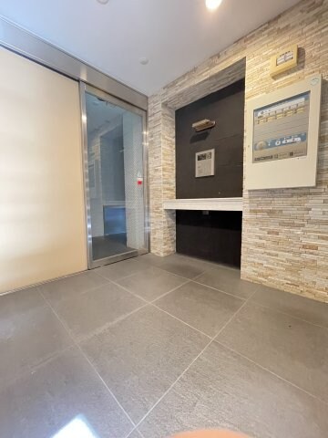 キャピタルビルの物件外観写真