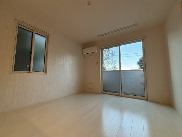 クレスト長束西の物件内観写真