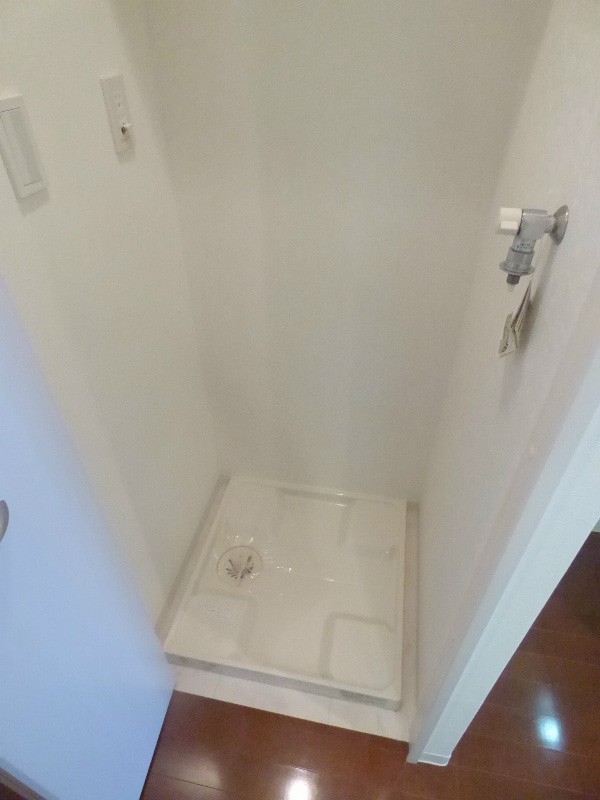 グラビスコート光町の物件内観写真