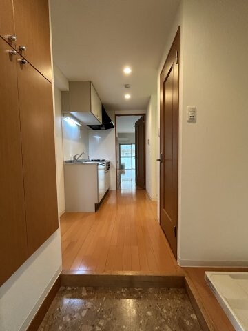 グラビスコート白島の物件内観写真