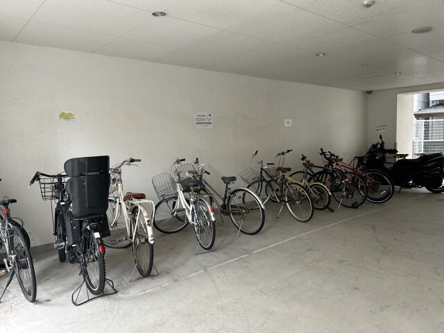 グラビスコート白島の物件内観写真