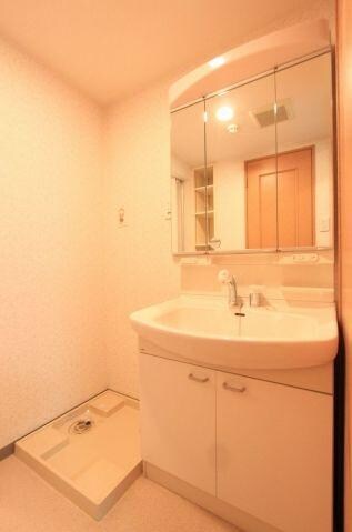 ロアール古市の物件内観写真