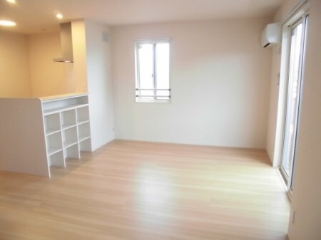 パインコートにほの物件内観写真