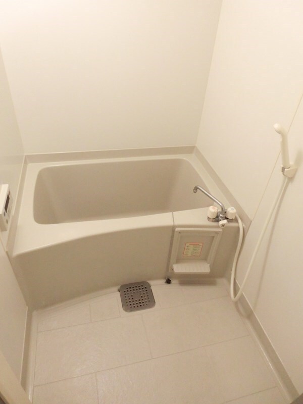 コンフォール空港通りの物件内観写真