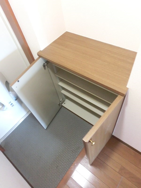 コンフォール空港通りの物件内観写真