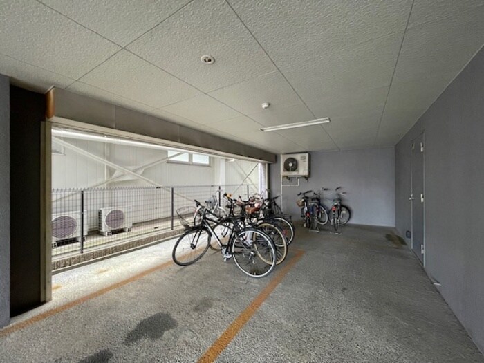 コンフォール空港通りの物件内観写真