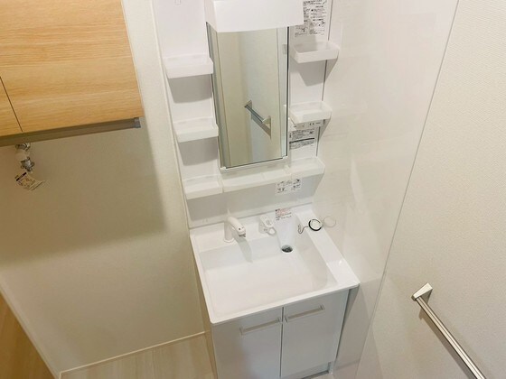 シャーメゾン学園前の物件内観写真