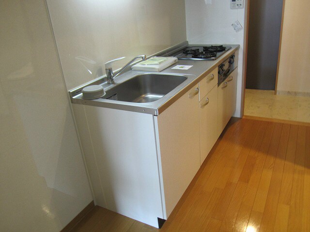 白島九軒町ハイツの物件内観写真