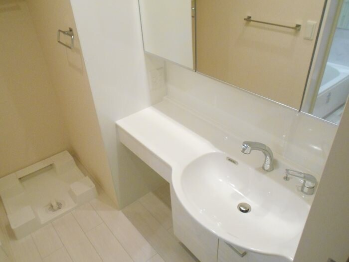 グランテリア楽々園Wの物件内観写真