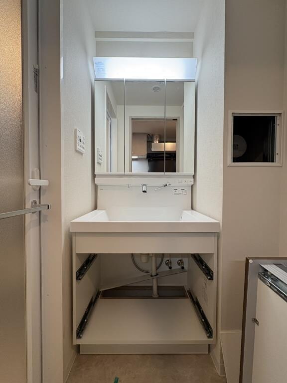 ROOTs Shinjuku Wakamatsuchoの物件内観写真