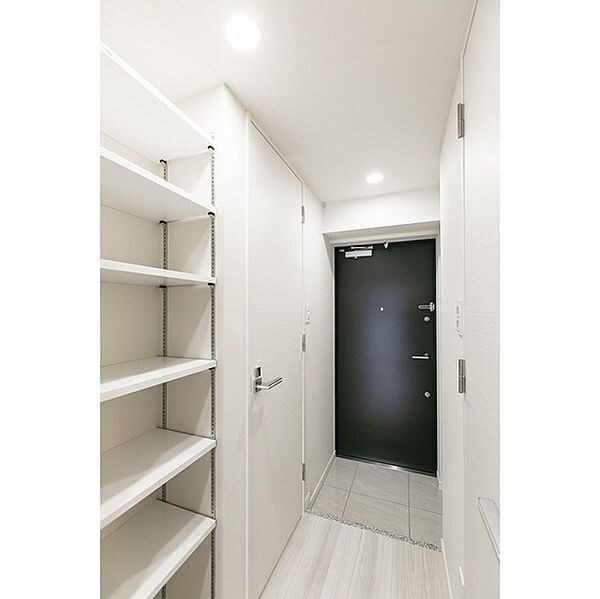 コンフォリア志村坂上の物件内観写真