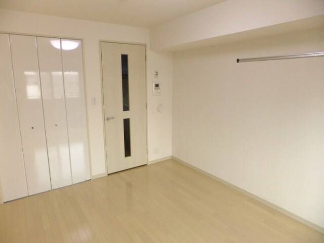 新宿御苑前駅 徒歩3分 5階の物件内観写真