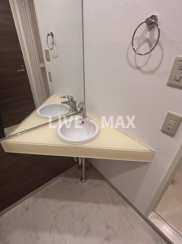 クレジデンス神谷町の物件内観写真