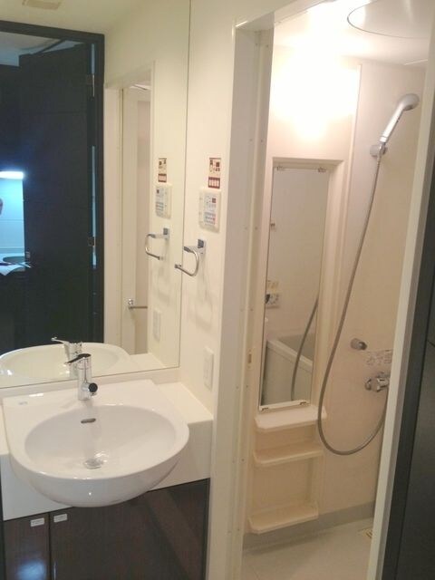 新宿駅 徒歩8分 10階の物件内観写真