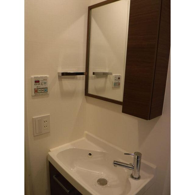 池袋駅 徒歩6分 1階の物件内観写真