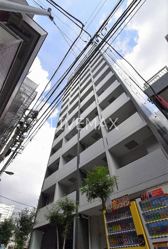 新宿三丁目駅 徒歩4分の物件外観写真