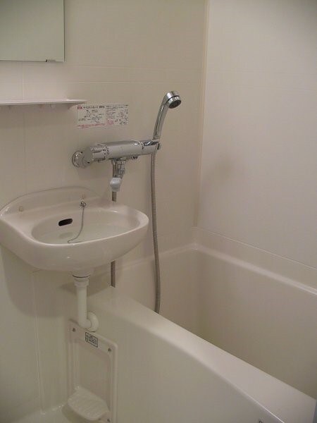 新井薬師前駅 徒歩6分 1階の物件内観写真