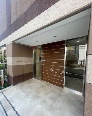 中野駅 徒歩10分 2階の物件外観写真