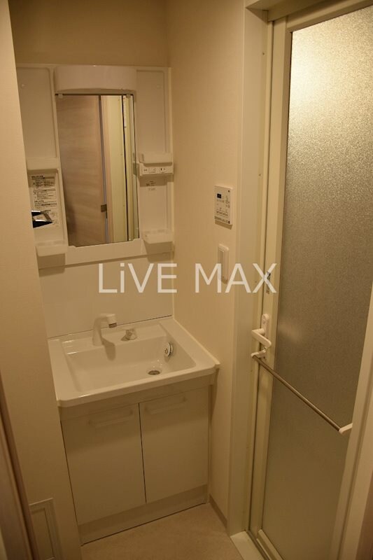 ジェノヴィア上野スカイガーデンの物件内観写真