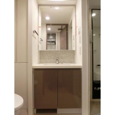 パークキューブ西新宿の物件内観写真