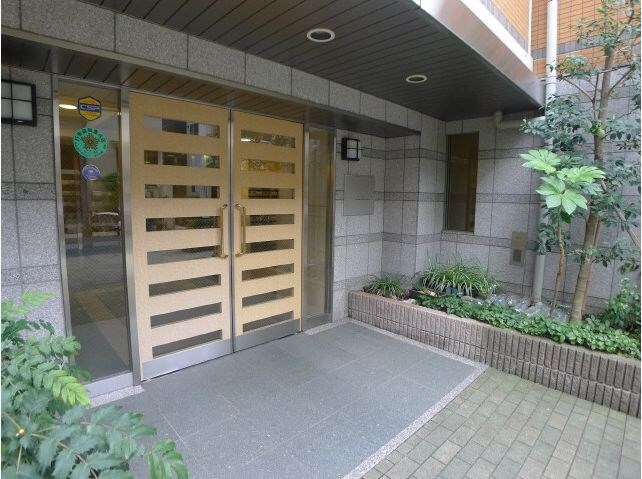 飯田橋駅 徒歩15分 8階の物件外観写真