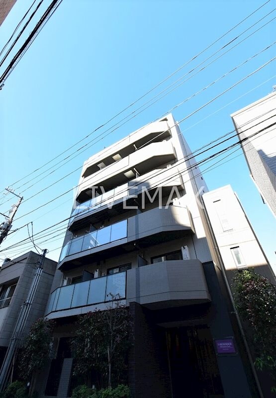 東新宿駅 徒歩4分の物件外観写真