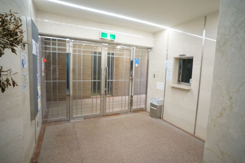 レジデンス南大塚スクエアの物件外観写真