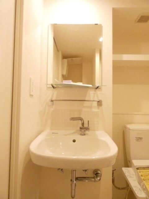 中野坂上駅 徒歩8分 2階の物件内観写真