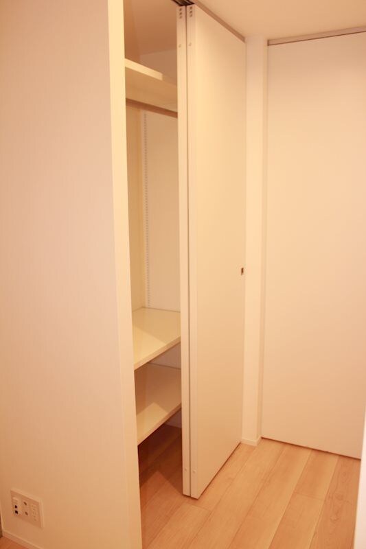 都庁前駅 徒歩6分 5階の物件内観写真