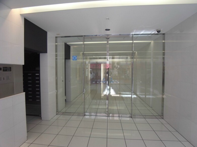 新宿御苑前駅 徒歩3分 4階の物件内観写真