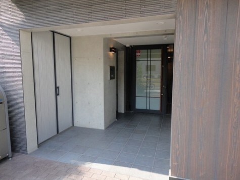 牛込柳町駅 徒歩4分 3階の物件外観写真