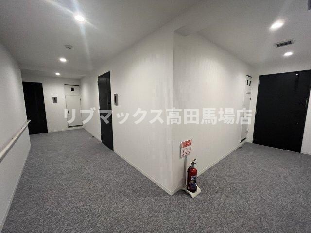 レジデンス東中野ガーデンの物件外観写真