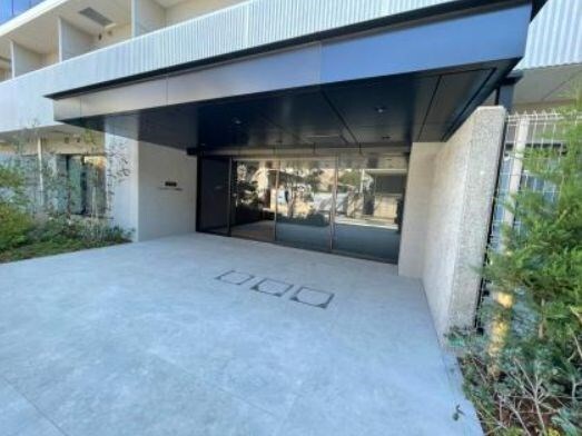 ウエリスアーバン中野坂上の物件外観写真