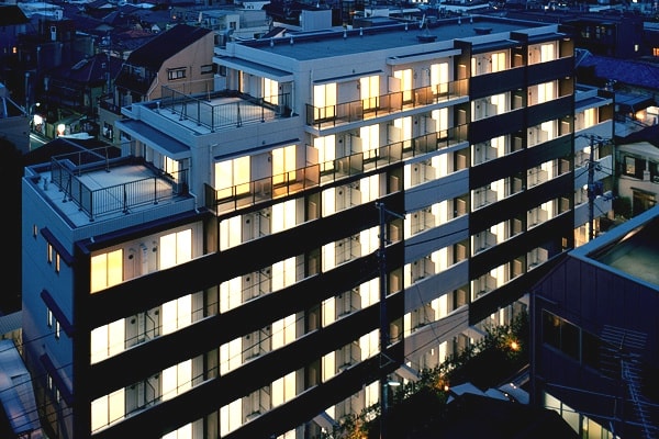 レジディア上落合の物件外観写真