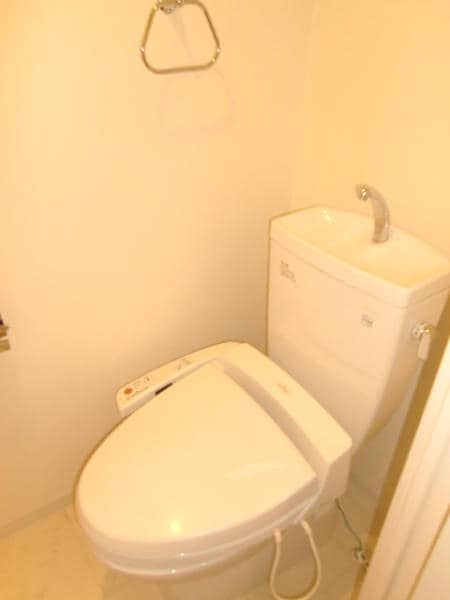 レジディア上落合の物件内観写真