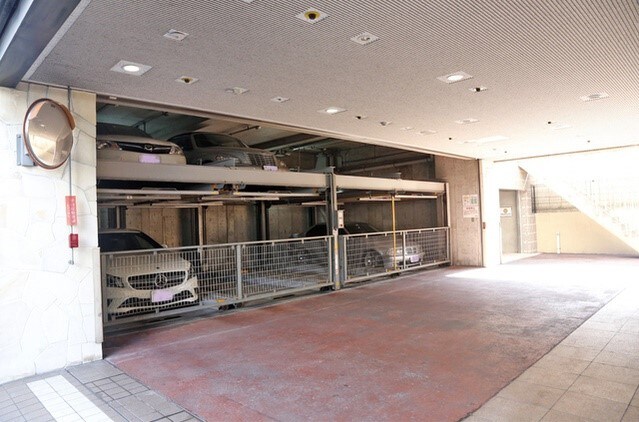 新宿御苑前駅 徒歩5分 4階の物件外観写真