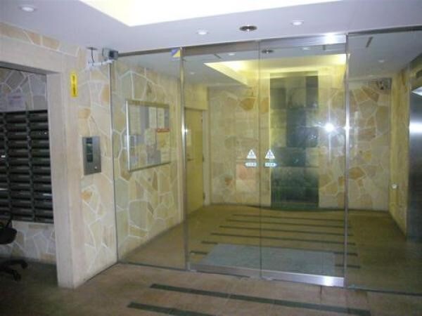 新宿御苑前駅 徒歩5分 4階の物件外観写真