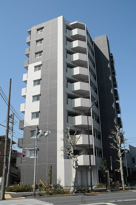 東京都新宿区西落合４丁目の物件外観写真