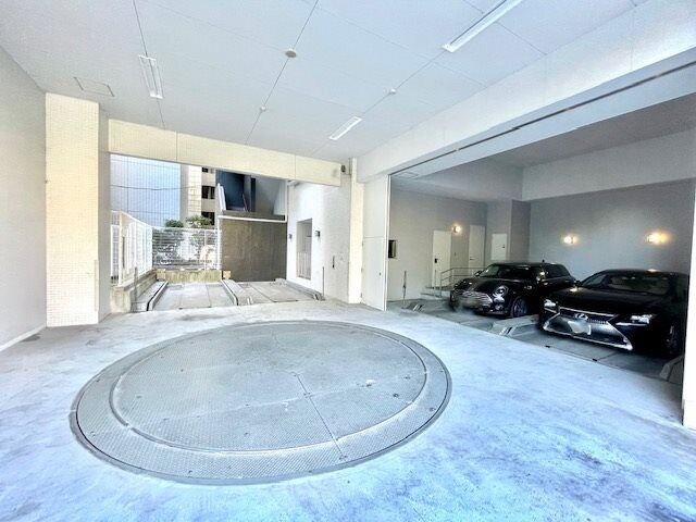 レジディア市ヶ谷の物件外観写真