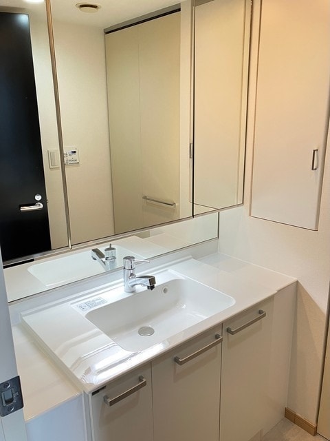 西新宿駅 徒歩14分 12階の物件内観写真