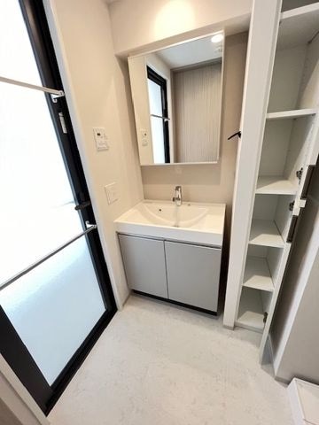 クロスレジデンス六義園の物件内観写真