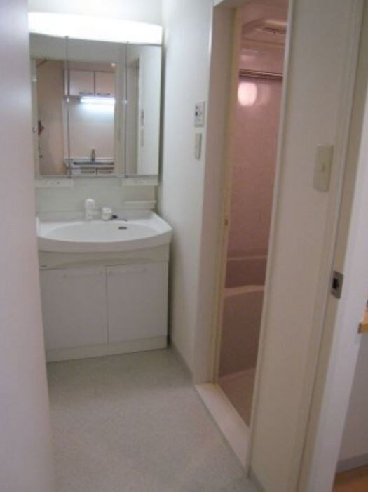 御茶ノ水駅 徒歩4分 8階の物件内観写真