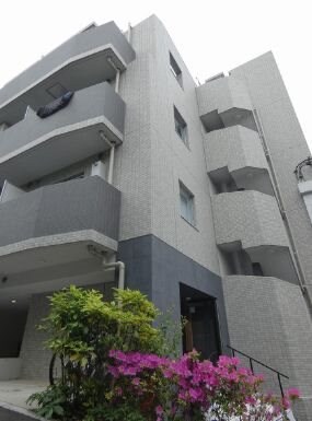 牛込神楽坂駅 徒歩1分 2階の物件外観写真