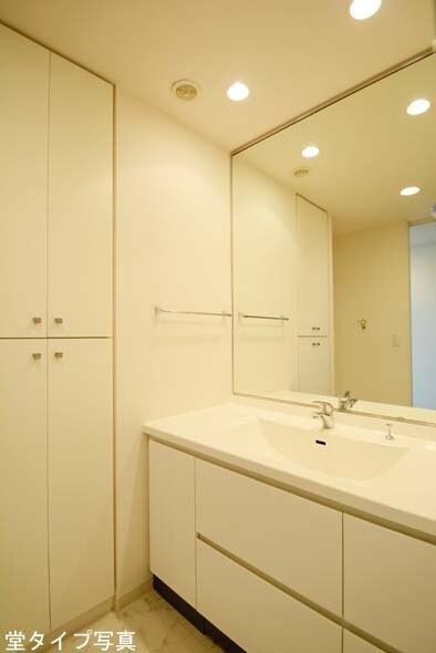 HF若松河田レジデンスの物件内観写真