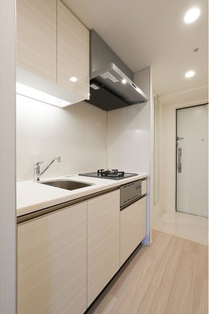 コンフォリア東新宿の物件内観写真